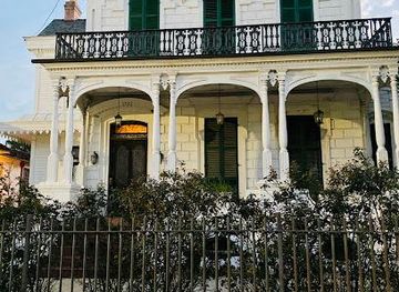 louisiana/new-orleans/landmark/esplanade-ave