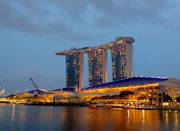 singapore/marina-bay/marina-centre/landmark/the-promontory-marina-bay
