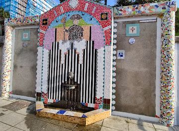 spain/santiago-de-compostela/landmark/fonte-do-peregrino