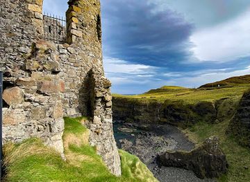 united-kingdom/belfast/landmark/belfastlad-tours