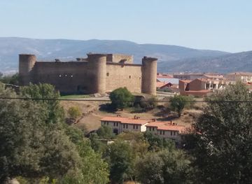 spain/extremadura/landmark/castillo-de-valdecorneja