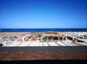 romania/constanta-mamaia/landmark/amster-s