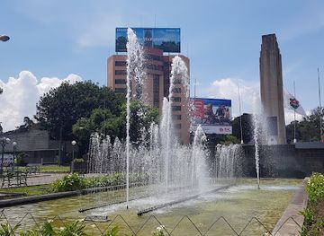 guatemala/guatemala-city/zona-4/landmark/plaza-obelisco