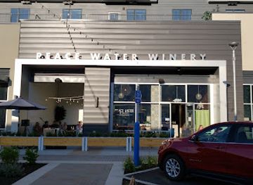 indiana/fishers/landmark/peace-water-winery