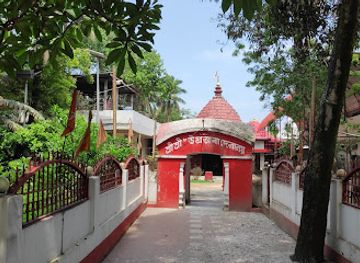 india/guwahati/uzan-bazaar/landmark/sri-sri-ugratara-devalaya