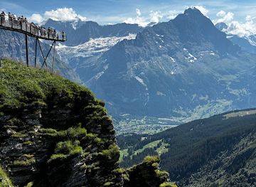 switzerland/western-switzerland/landmark/first-cliff-walk
