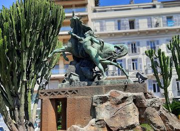 france/cannes/la-croisette/landmark/square-merimee9