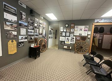 iowa/little-switzerland/landmark/english-valley-history-center