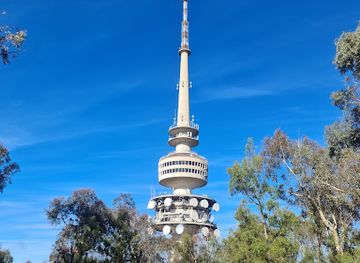 australia/canberra/landmark/black-mountain-nature-reserve