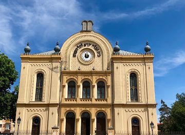 hungary/pecs/landmark/pecs-synagogue