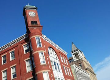 virginia/staunton/landmark/clocktower-eats-sweets