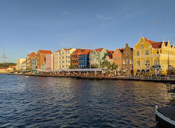 curacao/punda/landmark/floating-market