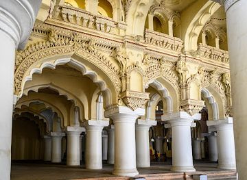 india/madurai/landmark/thirumalai-nayakkar-mahal