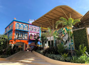 thailand/phuket-province/landmark/blue-tree-phuket