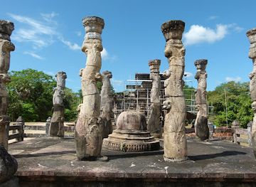 sri-lanka/polonnaruwa/landmark/hatadage