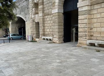 greece/heraklion/venetian-walls/landmark/kenouryia-porta