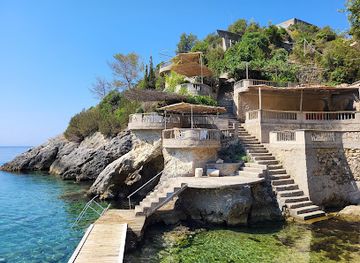 albania/himara/landmark/kico-beach