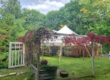 wisconsin/madeline-island/landmark/the-chateau-on-madeline-island