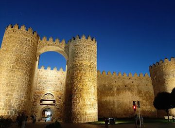 spain/avila/landmark/plaza-del-mercado-grande-plaza-de-santa-teresa-de-jesus
