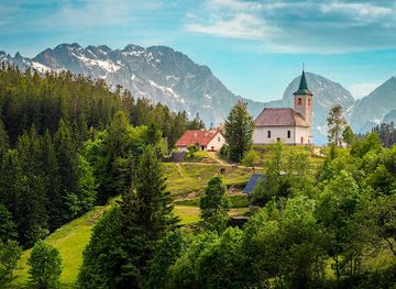 slovenia/posavje/landmark/slovenia-activities-best-things-to-do-in-slovenia