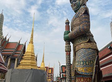 thailand/bangkok/landmark/royal-hall-of-boromphiman