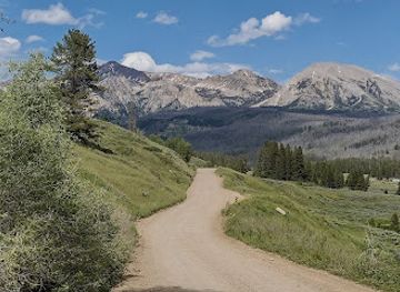wyoming/sublette-county/landmark/granite-hot-springs-pool