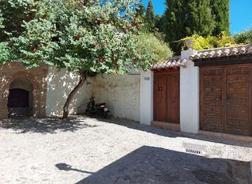 spain/granada/landmark/aljibe-del-mentidero