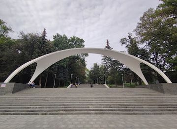 ukraine/vinnytsia-region/landmark/vinnytsia-arch