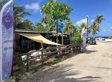 french-polynesia/rangiroa/landmark/rangiroa-diving-center