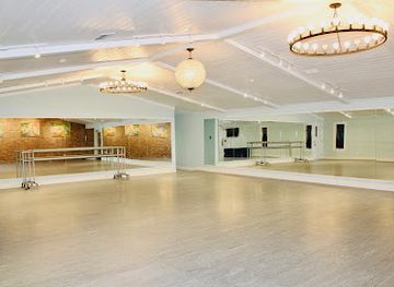 kentucky/fort-thomas/landmark/belladance