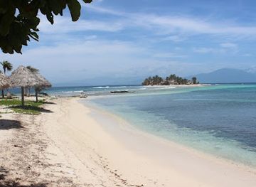 honduras/cayos-cochinos/landmark/cayos-cochinos-divers