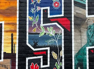 wisconsin/oshkosh/landmark/oshkosh-convention-and-visitors-bureau