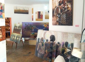 zambia/batoka-gorge/landmark/wayi-wayi-art-studio-gallery