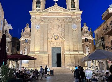 malta/marsalforn/landmark/pjazza-san-gorg