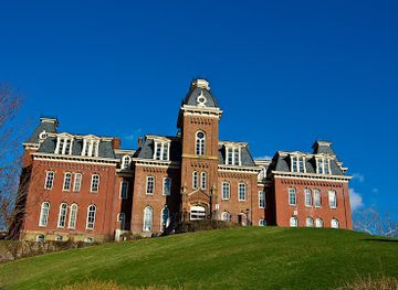 west-virginia/mountaineer-country/landmark/west-virginia-university