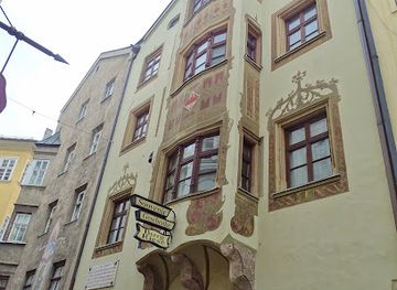 austria/innsbruck-land/landmark/burgriesenhaus