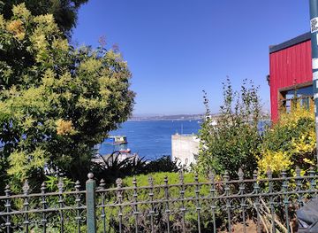 chile/valparaiso/cerro-concepcion/landmark/mirador-paseo-gervasoni