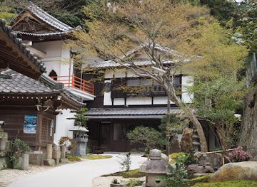 japan/hiroshima/miyajima-island/landmark/okeiko-japan-miyajima