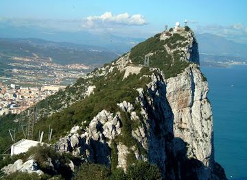 gibraltar/gibraltar-nature-reserve/landmark/gibraltar-cable-car