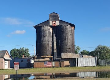 new-hampshire/keene/landmark/giffin-coal-co-tower-silos