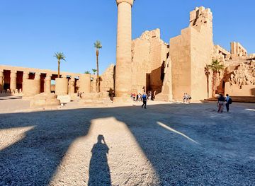 egypt/luxor/karnak/landmark/column-of-taharqa