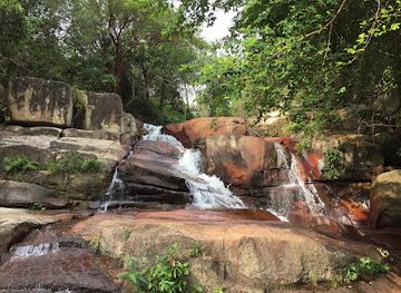 malaysia/penang/batuferringhi/landmark/batu-ferringhi-iron-waterfall