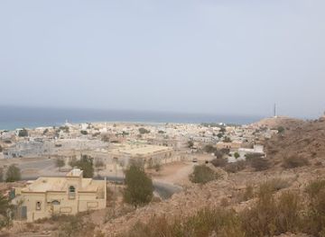 oman/wahiba-sands/landmark/tiwi-harbor