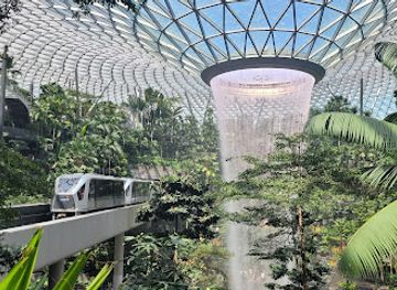 singapore/changi/landmark/cactus-garden