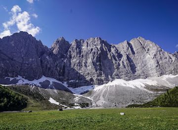 austria/karwendel/landmark/laliderer-wande