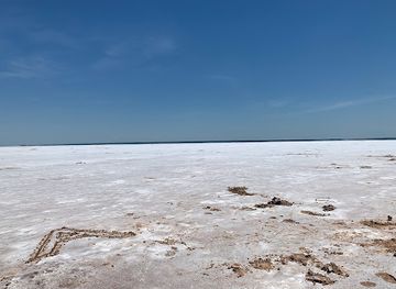 oklahoma/great-salt-plains-state-park/landmark/great-salt-plains-lake