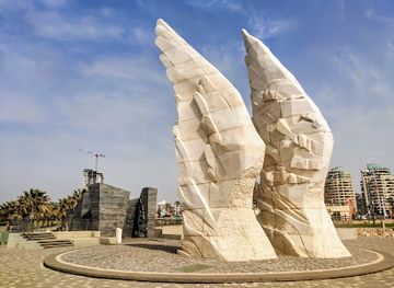 israel/netanya/ir-yamim/landmark/victory-monument