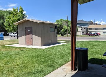 utah/vernal/landmark/independence-park