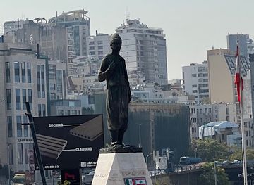 lebanon/beirut/downtown-beirut/landmark/statue-of-the-immigrant