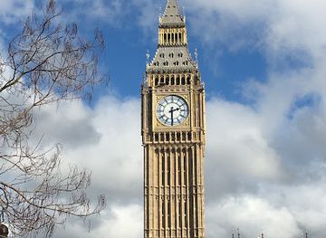 united-kingdom/london/landmark/sir-winston-churchill-statue